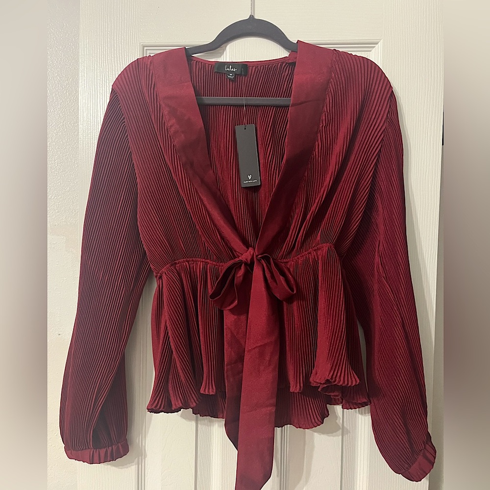 Lulus Plissé Blouse